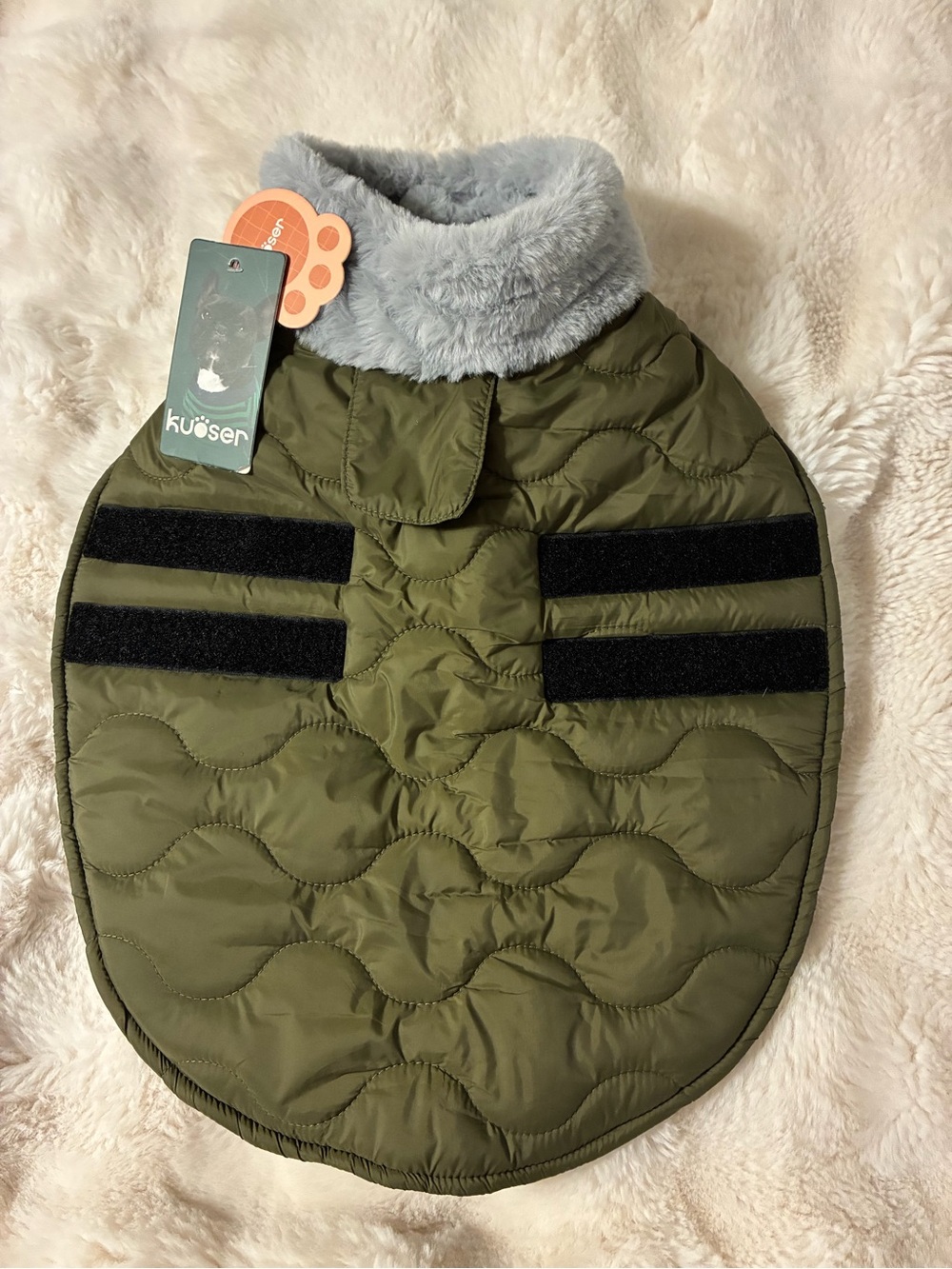 Kuoser Olive Green Quilted Dog Coat with Gray Faux Fur Collar SZ Medium NWT